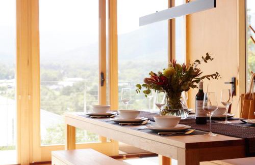 Healesville House | Jacquina - Yarra Valley