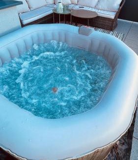 Trnava Apartment | Jacuzzi area with sunset, terrace, free parking
