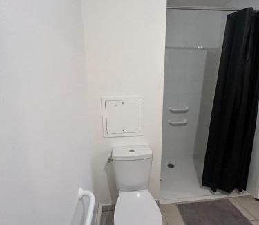 Montfermeil Apartment | Jacuzzi suite