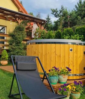 Januszkowo House | Jacuzzi, trasą S7 w 2h z Warszawy i Gdanska, Jadamowo holidaymazury nad jeziorem Mielno