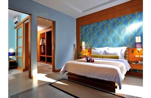 Khao Lak Villa | Jacuzzi Villa in Khao Lak with a romantic outdoor Jacuzzi JV#9