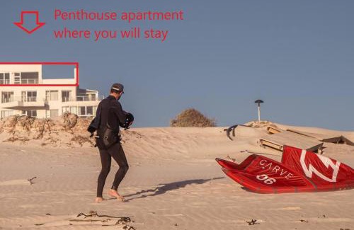 Bloubergstrand Apartment | Jacuzzi with 270 views right on beach