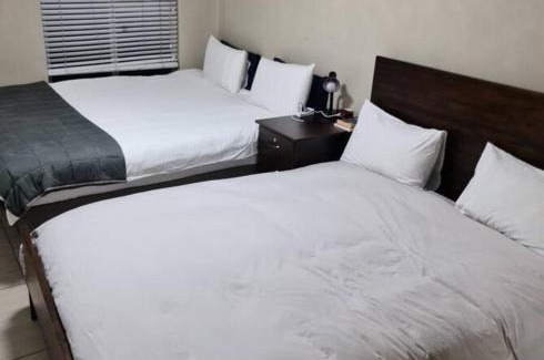 Bloubergstrand Apartment | Jacuzzi with 270 views right on beach