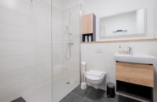 Hammfeld Apartment | Jade & Jabo - Neuss by Düsseldorf mit Parkplatz Verfügbarkeit 10,00 je Nacht zubuchbar