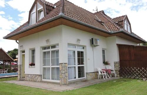 Balatonfoldvar Bed & Breakfast | Jade Panzio