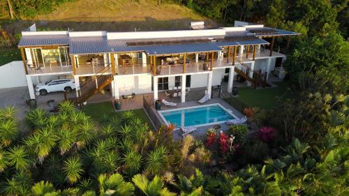 Bonnie Doon House | Jade Ridge Port Douglas