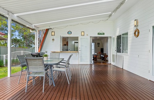 St. Georges Basin House | Jado on the Lake, Jervis Bay