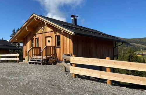 Lachtal House | Jagdhütte mit Kaminofen und Sauna