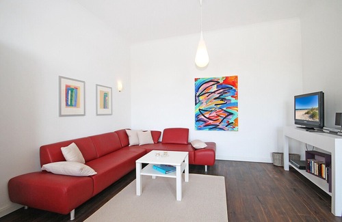 Hohen Niendorf Apartment | Jagdschloss Hohen Niendorf, WE 6 - Fahrräder - Sauna und Kaminzimmer im Haus 9981