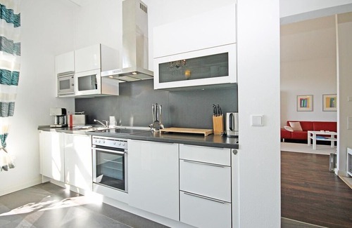 Hohen Niendorf Apartment | Jagdschloss Hohen Niendorf, WE 6 - Fahrräder - Sauna und Kaminzimmer im Haus 9981
