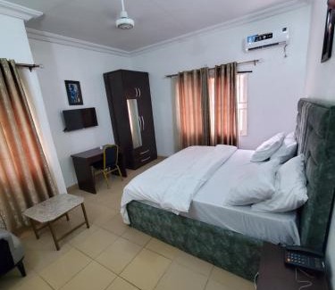 Abuja House | Jagtonsuitesandgarden JPS