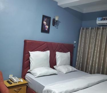 Abuja House | Jagtonsuitesandgarden JPS