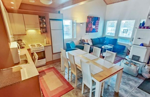 Akaslompolo House | Jahtikaltio 3 by Interhome