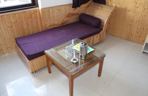 Almora Hotel | Jalal Palace