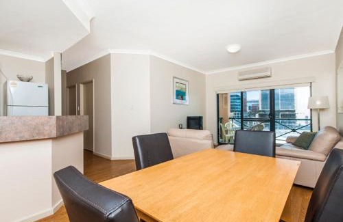 Northbridge Apartment | James On The Park - Executive Escapes