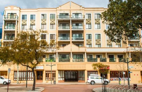 Northbridge Apartment | James On The Park - Executive Escapes