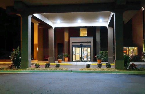 Dock Junction Hotel | Jameson Inn Brunswick Golden Isles