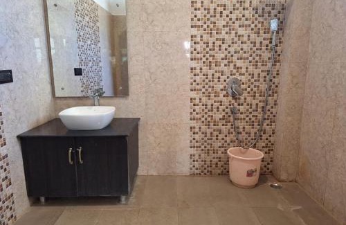 Leh House | Jamspal Guest House Ladakh by LexStays