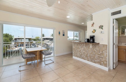 Key Largo Apartment | Jan 30-March 6 Open, Largo Lookout, Lovely Waterview Unit, MM 99.5, Pets Welcome, 28 Nt Min