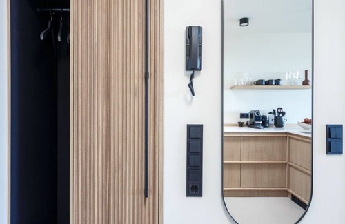 Wenningstedt-Braderup Apartment | Japandi mixes the typical Scandinavian design and Japanese furnishings with the