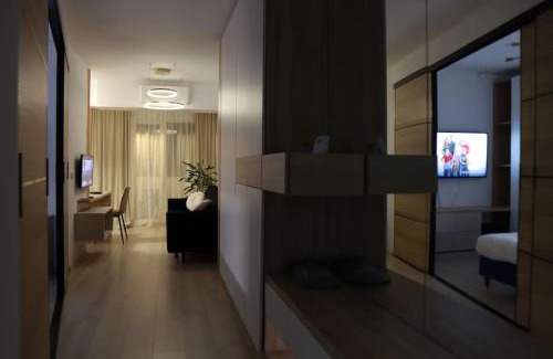 Timisoara Apartment | Japanese Studio with Hammock and Sunset View