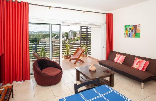 Antananarivo Avaradrano Apartment | Jardin d'Ivandry Piscine et terrasse