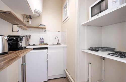Notre-Dame-des-Champs Apartment | Jardin du Luxembourg I Fully equipped with View