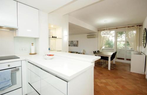 Nikki Beach Apartment | Jardines De Las Golondrinas