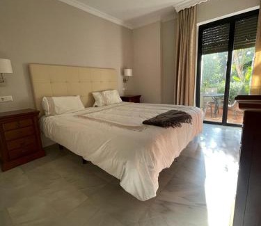 Marbella City Centre Apartment | Jardines del Puerto 1004