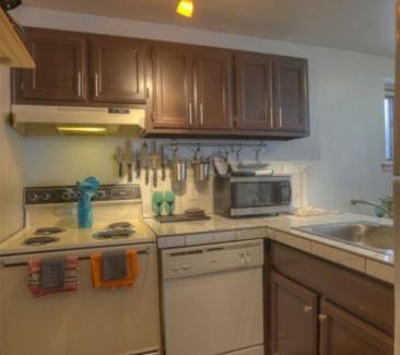 Historic Downtown Durango House | Jarvis Condo 208