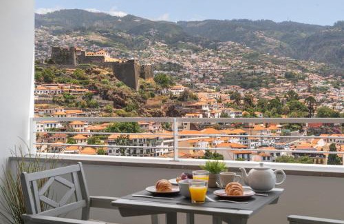 Se Apartment | Jasmineiro I by An Island Apart