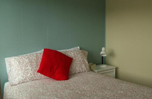 Clearwater Hotel | Jasper Way Inn Resort & Campground