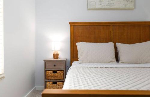Jacksonville Beach House | Jax Beach Getaway 5 Minute Walk to the Waves