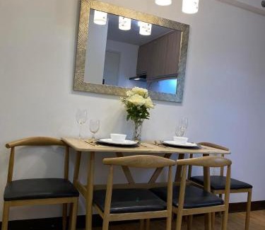 Sasa Apartment | Jay's Condo @ Arrezo
