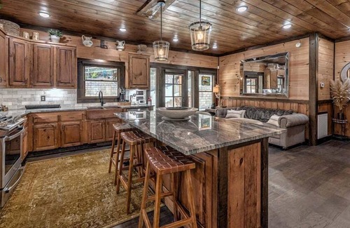Blue Ridge Cabin | Jazzy's Cozy Creekside - Hot Tub | Game Room | Screened Decks