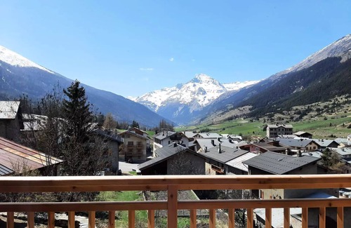 Lanslevillard Apartment | JEAN06: very nice apartment 5 pers Lanslevillard