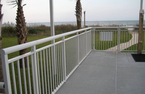Myrtle Beach Condo | Jeffscondos - Ocean Blue Resort - Ocean Front vacation rental 5bed/4bath