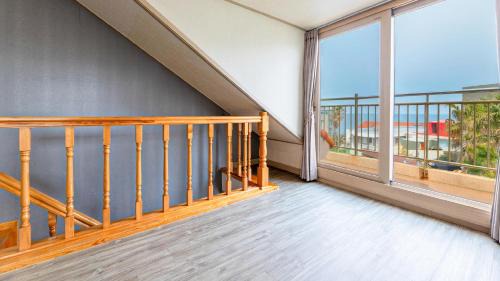 Downtown House | Jeju Badagreen Pension