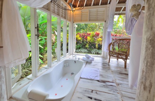 Melayang Villa | Jendela di Bali Villa