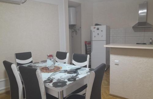 Kutaisi House | Jerusalem home