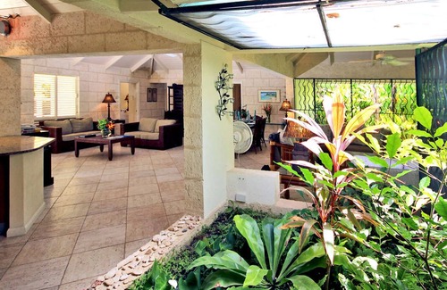 Gibbs Bay House | Jessamine (3/4 Rooms)