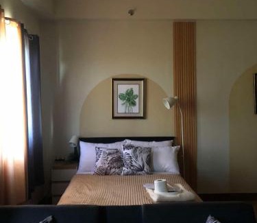 Trece Martires Apartment | Jhace Staycation