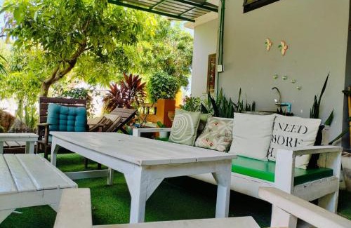 Lipa Noi Resort | Jigsaw Cafe & Resort