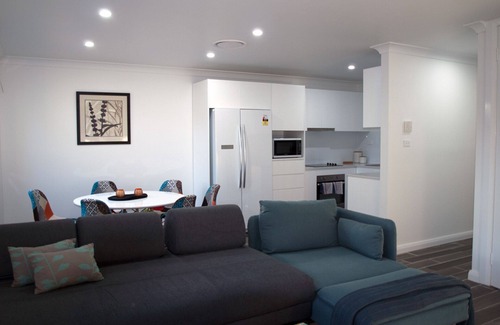 Jindabyne House | Jindabyne Apartment New and Close to Amenities