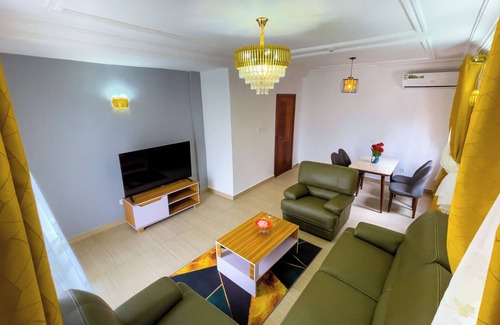Bonapriso House | JJ-RESIDEN