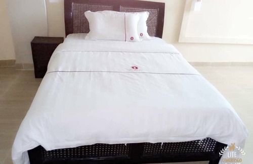 Berekuso House | JLW Hostel