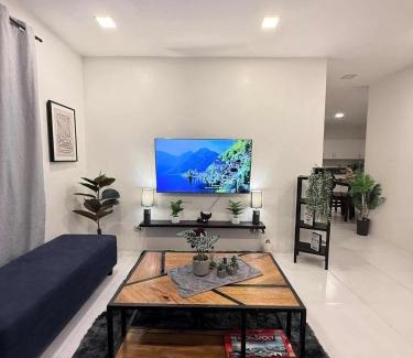 Puerto Princesa City Centre Apartment | Jodies Place Home Stay