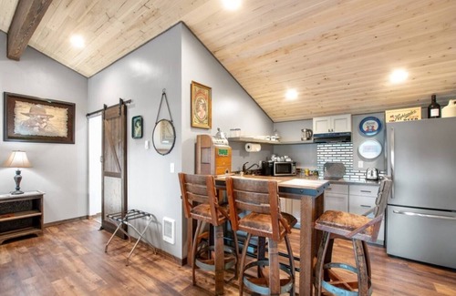 Columbia Falls Apartment | Joe's Saloon - Cabin Near Glacier National Park