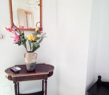 Ksamil House | John's Guesthouse