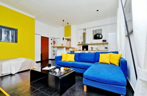 Tre Torri Apartment | JOIVY Colorful Studio for 2 near Arco della Pace